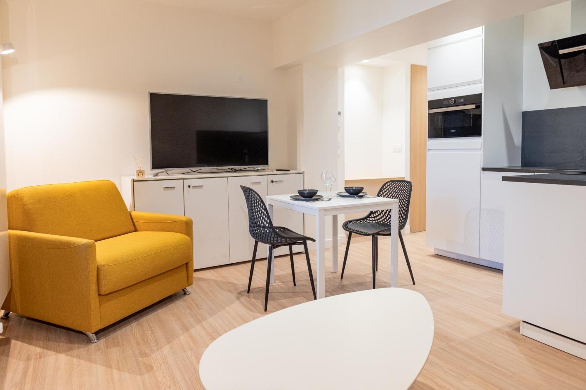 Croix Paquet - Appartements A Lione Esterno foto