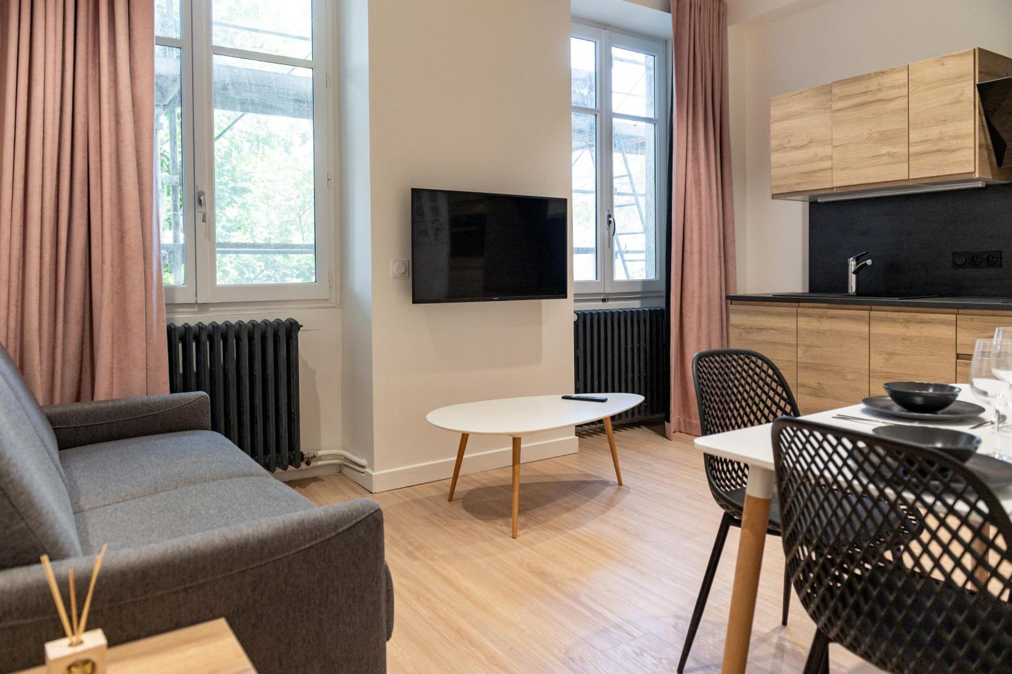 Croix Paquet - Appartements A Lione Esterno foto
